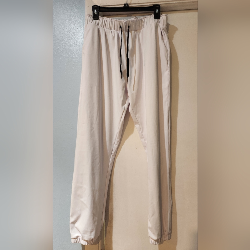 Women's White Lightweight Jogger, Size L